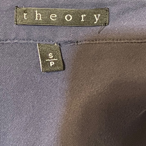 Theory Silk sleeveles, collard, button up top. Sz S - Picture 13 of 15